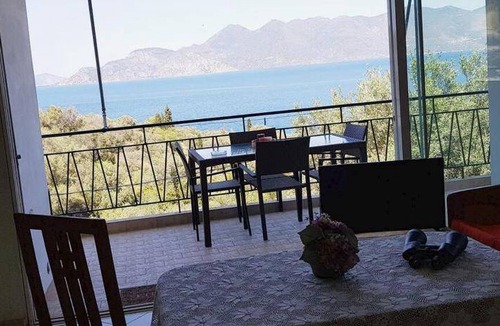 Vassilias House | 130 m² House ∙ 3 bedrooms ∙ 6 guests
