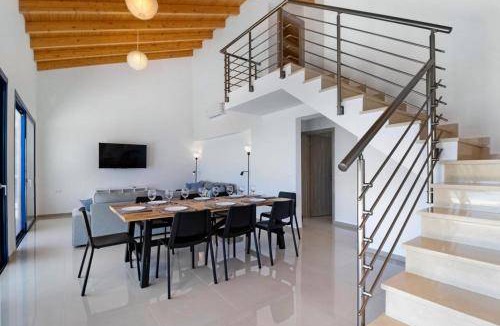 Fternon Villa | 130 m² Villa ∙ 4 bedrooms ∙ 9 guests