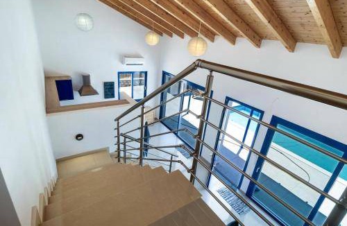 Fternon Villa | 130 m² Villa ∙ 4 bedrooms ∙ 9 guests