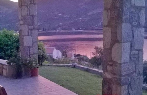 Eratini Villa | 133 m² Villa ∙ 3 bedrooms ∙ 6 guests