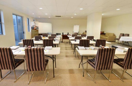 Gladstone Apartment | 135 m² Serviced apartment ∙ 3 bedrooms ∙ 127 guests