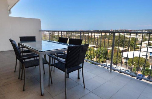 Gladstone Apartment | 135 m² Serviced apartment ∙ 3 bedrooms ∙ 127 guests