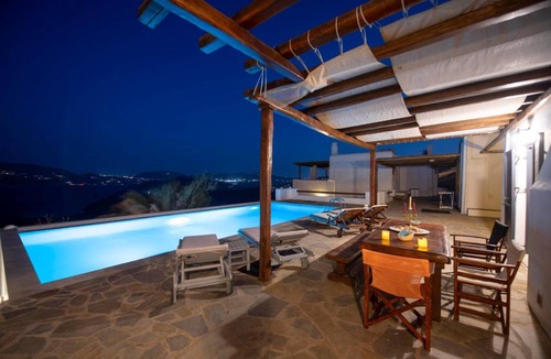 Mykonos Apartment | 135 m² Serviced apartment ∙ 3 bedrooms ∙ 127 guests