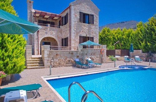 Kokkinon Khorion Villa | 136 m² Villa ∙ 3 bedrooms ∙ 7 guests