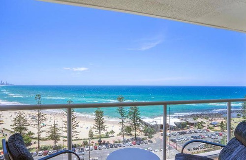 Burleigh Heads Apartment | 139 m² Apartment ∙ 3 bedrooms ∙ 10 guests