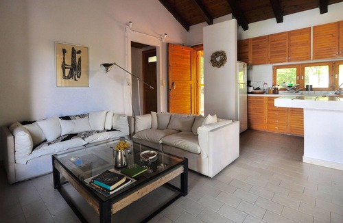 Gialtra House | 139 Steps to the Sea