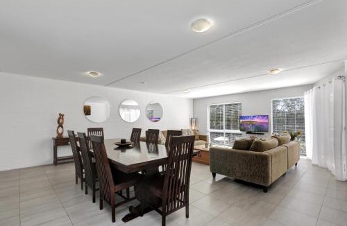 Point Lookout Apartment | 14 The Islander Resort