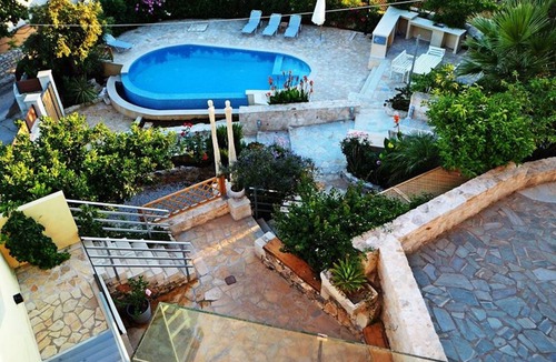 Drapanos Villa | 140 m² Villa ∙ 4 bedrooms ∙ 10 guests