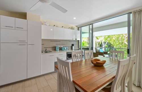 Palm Cove Apartment | 1405- DRIFT RESORT- LARGE FAMILY APARTMENT WITH STUNNING OCEAN VIEWS