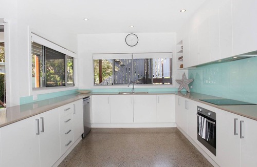 Mount Coolum House | 15 Wave Crescent, Mount Coolum