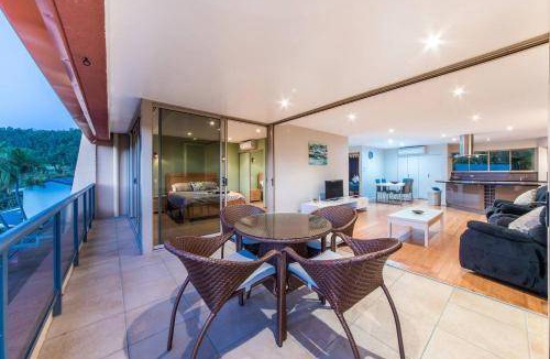 Cannonvale Apartment | 150 m² Apartment ∙ 2 bedrooms ∙ 4 guests