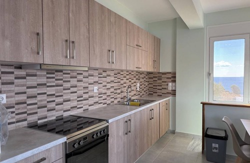 Karystos House | 150 m² House ∙ 3 bedrooms ∙ 6 guests
