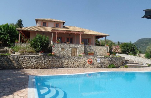Katouna House | 150 m² House ∙ 4 bedrooms ∙ 8 guests
