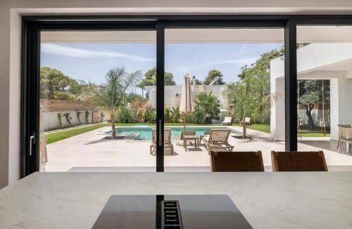 Loutraki Villa | 150 m² Villa ∙ 3 bedrooms ∙ 8 guests