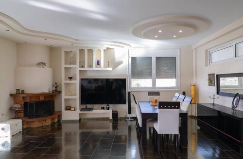Volos Villa | 150 m² Villa ∙ 3 bedrooms ∙ 8 guests