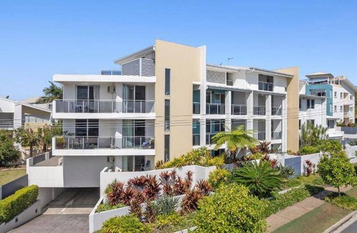Coolum Beach Apartment | 156 m² Apartment ∙ 3 bedrooms ∙ 6 guests