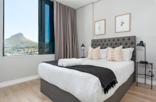 Cape Town City Centre Apartment | 16 on Bree Apartments