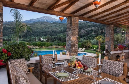 Pemonia Villa | 187 m² Villa ∙ 3 bedrooms ∙ 6 guests