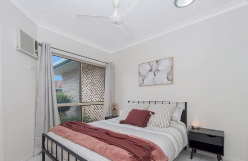 Kirwan Apartment | 2 bed room unit in Kirwan