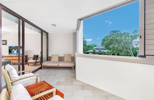Palm Cove Apartment | 2 Bedroom Temple Apartment in the beachfront resort Palm Cove