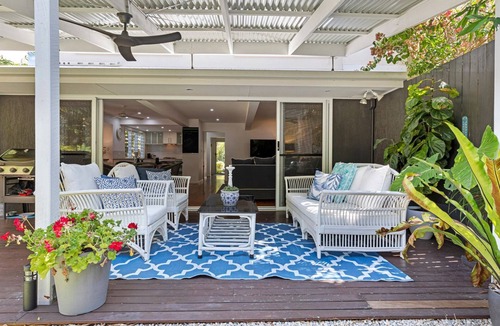 Sunshine Beach House | 2 Ocean Whisper 16 Solway Drive - Dog Friendly Tropical Oasis