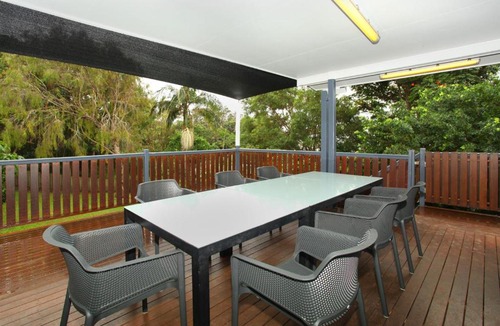 Coolum Beach House | 20 Scrub Road, Coolum Beach - Pet Friendly, Linen included