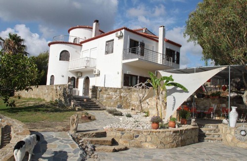 Pylos-Nestoras House | 200 m² House ∙ 4 bedrooms ∙ 9 guests