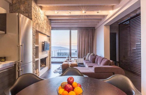 Arachova Villa | 200 m² Villa ∙ 3 bedrooms ∙ 6 guests
