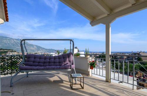 Kalamata Villa | 200 m² Villa ∙ 3 bedrooms ∙ 8 guests