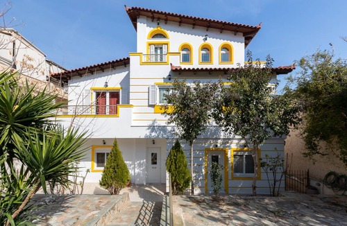 Salamis Villa | 200 m² Villa ∙ 3 bedrooms ∙ 9 guests