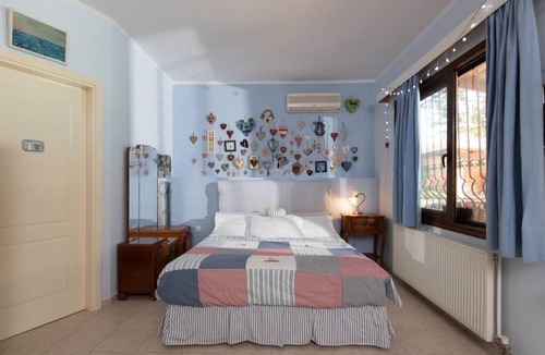 Chalcis Villa | 200 m² Villa ∙ 4 bedrooms ∙ 9 guests