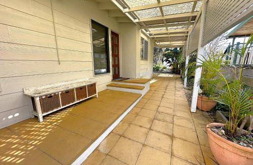 Tugun House | 230 m² House ∙ 3 bedrooms ∙ 7 guests