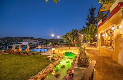 Gerani Villa | 270 m² Villa ∙ 5 bedrooms ∙ 13 guests