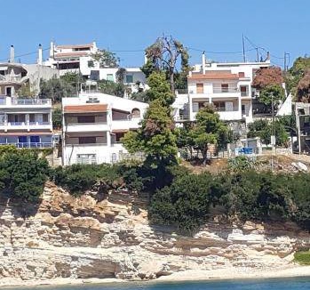 Votsi Villa | 290 m² Villa ∙ 1 bedroom ∙ 13 guests