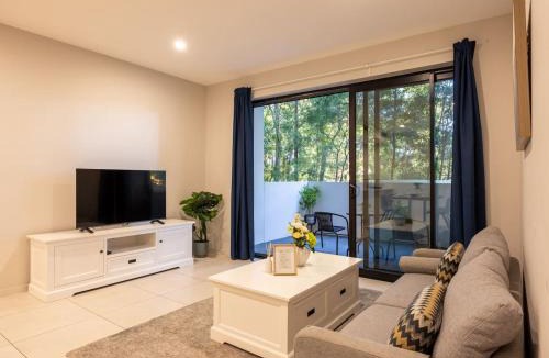 Macgregor Apartment | 2BR Apartment with Balcony Easy Access All Hotspot