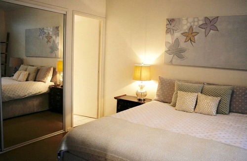 Kangaroo Point Apartment | 2BR Lovely River Retreat ⛵️Pool💦Wine🍷Gym💪Netflx