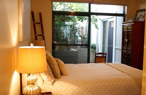 Kangaroo Point Apartment | 2BR Lovely River Retreat ⛵️Pool💦Wine🍷Gym💪Netflx