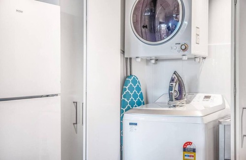Brisbane Central Business District Apartment | 2BR Luxury Skytower ????CBD ????Pool ????Gym ????Netflix