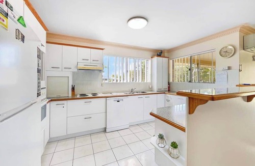 Bellara Apartment | 2BRM Self Contained Apt - Pumicestone Passage View