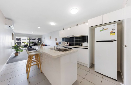 Buderim Apartment | 3-Bed Unit with Pool & Gym by Bush & Beach