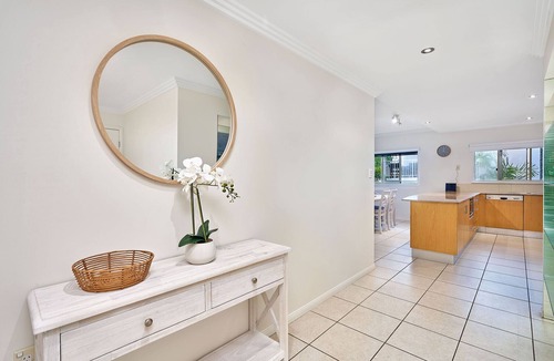 Clifton Beach Apartment | 3 Bedroom Beachfront Apartment at Clifton Beach