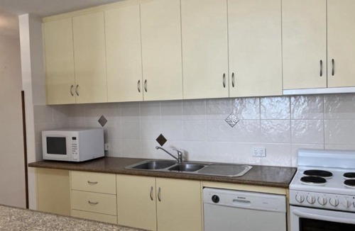 Kings Beach Apartment | #3 Dulkara, No Roads To Cross To Kings Beach
