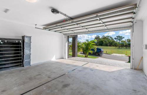 Heathwood House | 300 m² House ∙ 4 bedrooms ∙ 8 guests