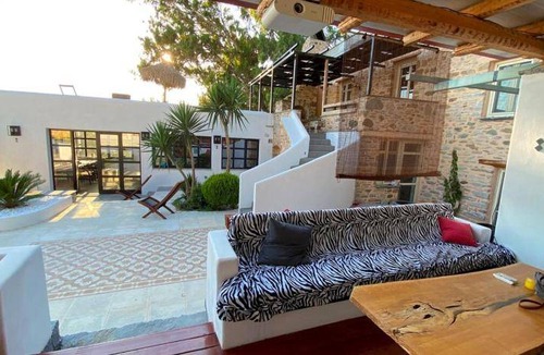 Grambia Villa | 300 m² Villa ∙ 5 bedrooms ∙ 12 guests