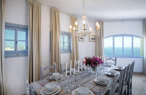 Sapsila Villa | 300 m² Villa ∙ 6 bedrooms ∙ 17 guests