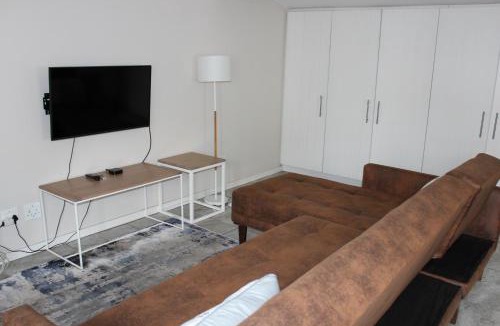 Greater Johannesburg Metropolitan Area Apartment | 31 on Gambia B - Lovely Apartment with secure parking