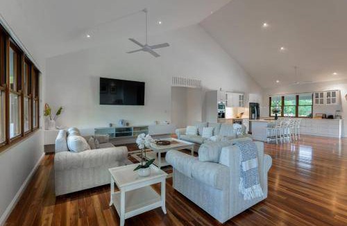 Craiglie Villa | 311 m² Villa ∙ 4 bedrooms ∙ 8 guests