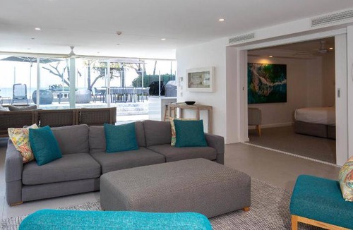 Noosa Heads Apartment | 312 m² Apartment ∙ 3 bedrooms ∙ 13 guests