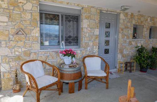 Salamis House | 35 m² House ∙ 3 guests