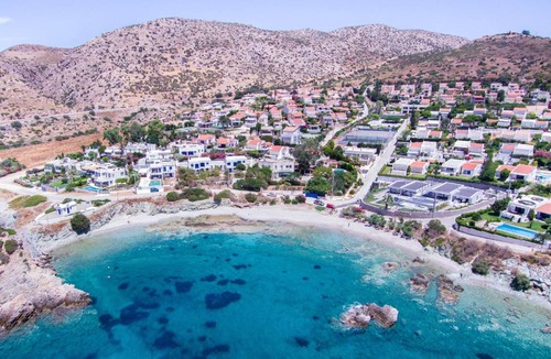 Palaia Fokaia House | 370 m² House ∙ 5 bedrooms ∙ 9 guests